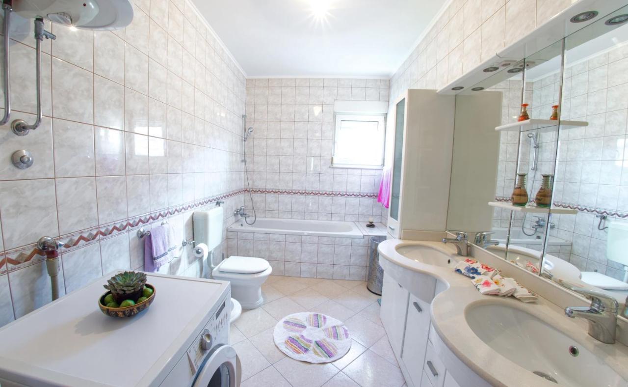 Apartment Italy - Promenade Mostar Exterior foto